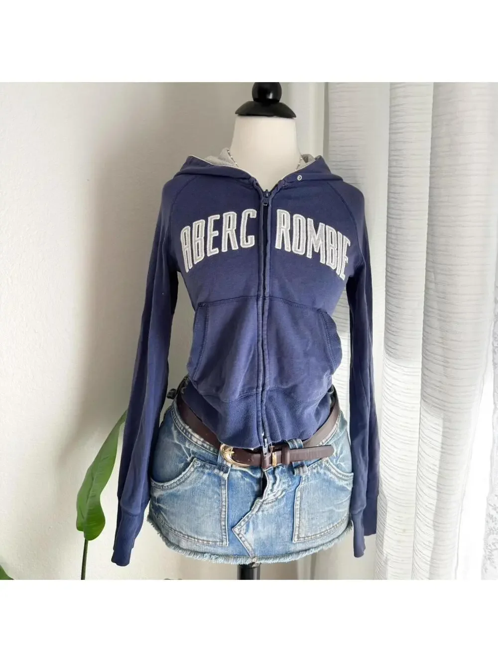 Y2K Abercrombie & Fitch Zip Hoodie - Picture 1 of 5